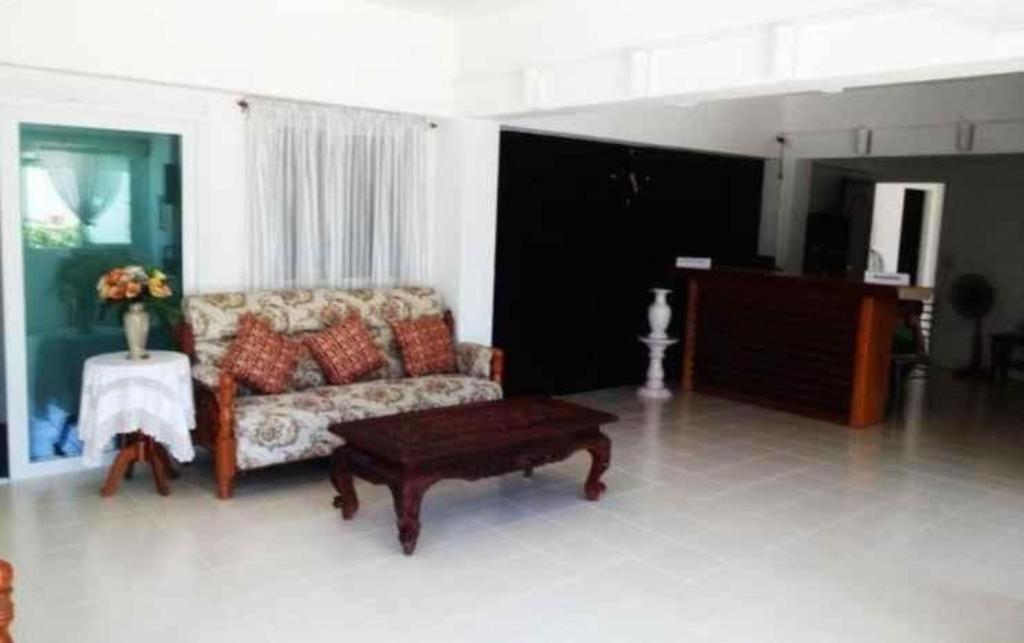 Hotel De Ratt Phuket Patong Экстерьер фото