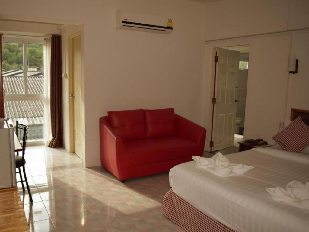 Hotel De Ratt Phuket Patong Экстерьер фото