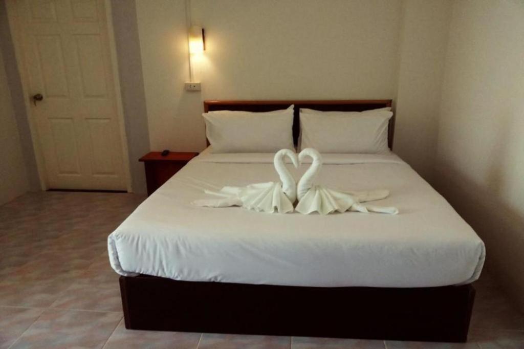 Hotel De Ratt Phuket Patong Экстерьер фото